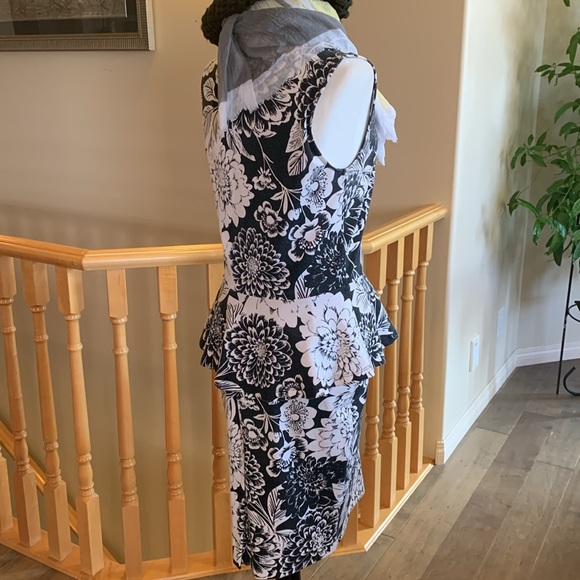 ✨Peplum Top w/ Pencil Skirt & high low Black Sweater bundle✨ - Picture 5 of 17